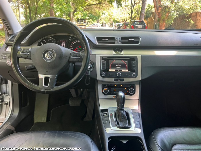 Volkswagen PASSAT VARIANT 2.0 TSI 2011/2012